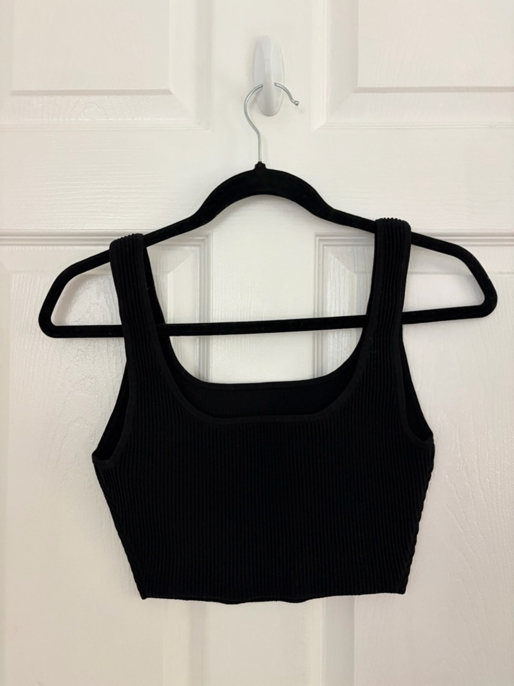 Babaton Black Sculpt Knit Crop Top